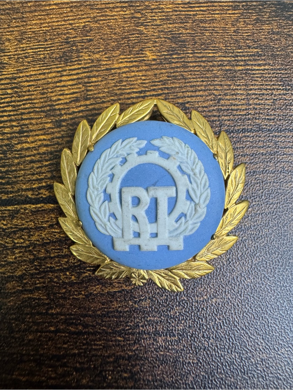 Vintage Blue Wedgwood  and Gold RT Laurel Wreath Brooch Aion Collection England